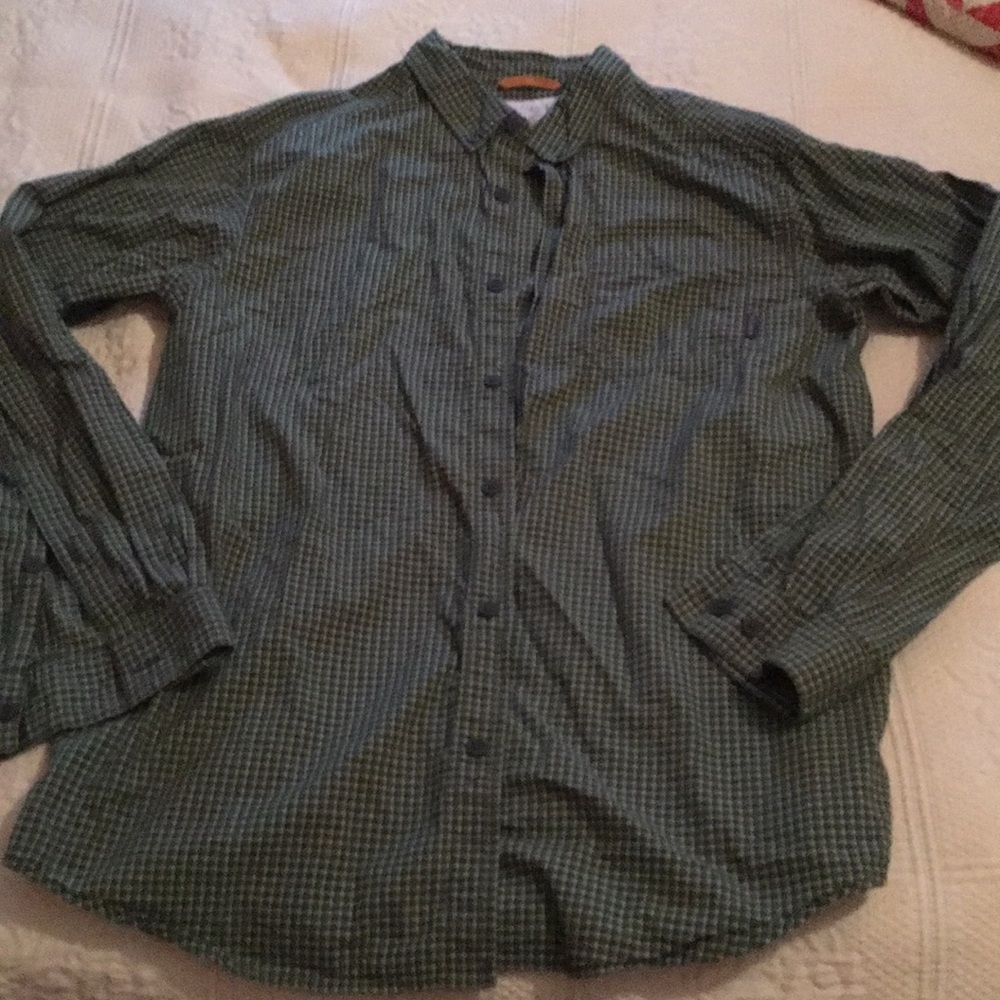 Columbia sportswear plaid long sleeved shirt